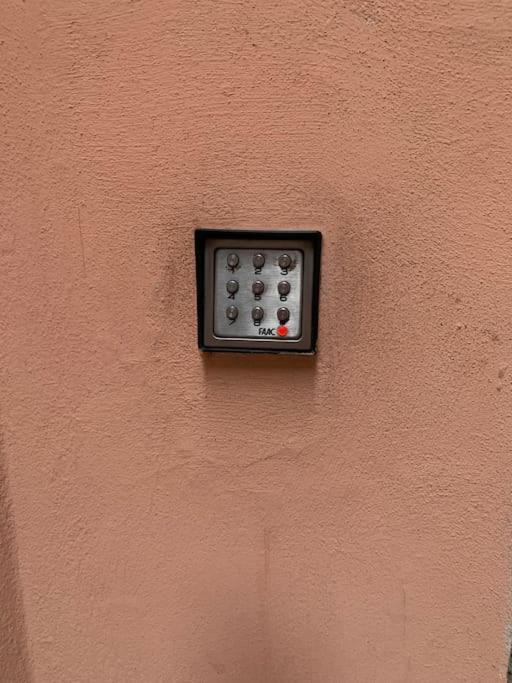 Loft Moderno Ubicato Nel Centro Storico Di Lucca Daire Dış mekan fotoğraf